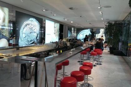 Spazio vetrato piazza Cavour Milano