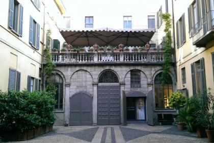 Palazzo con terrazza in Magenta