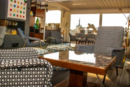 Terrazza con vista San Babila