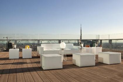 Grattacielo e terrazza panoramica