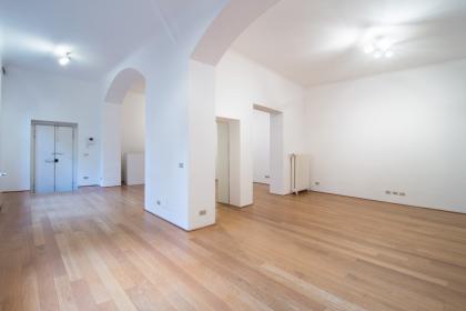 Spazio Espositivo con Giardino in Brera