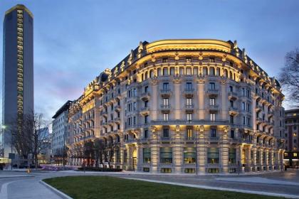 hotel congressuale 5 stelle centrale