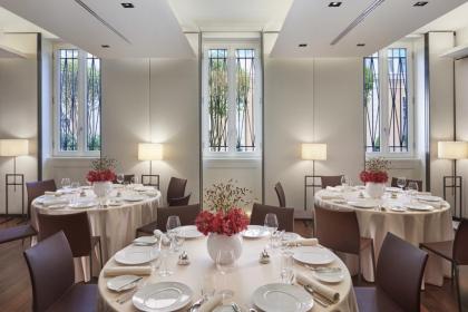 Hotel a 5 stelle lusso in centro a milano con sale