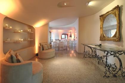 Villa con piscina Milano Ovest