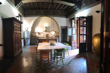 Dimora privata con chiostro antico