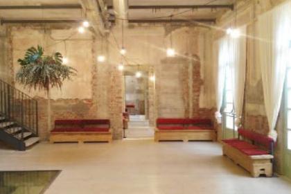 Location con piscina e terrazza