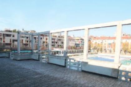 Location con piscina e terrazza