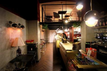 Locale con sala privata in centro