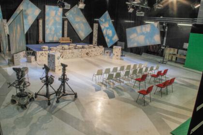 Studio televisivo a Milano