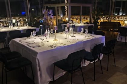 Hotel con sale meeting e rooftop panoramico