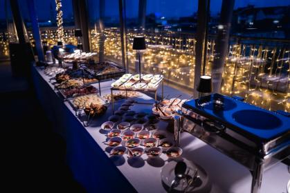 Hotel con sale meeting e rooftop panoramico