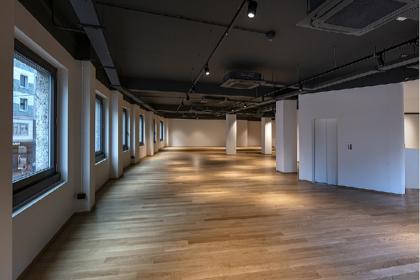 Spazio versatile in San Babila
