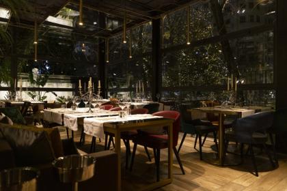 Ristorante elegante con sale private per eventi