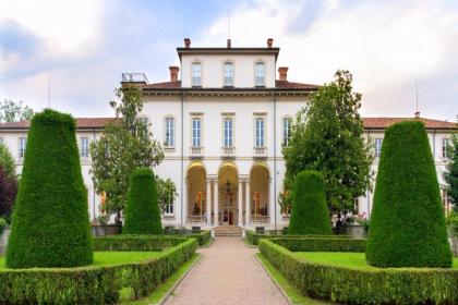 Villa d'epoca con giardino