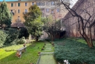 Piccolo showroom con giardino in Porta Venezia Dis