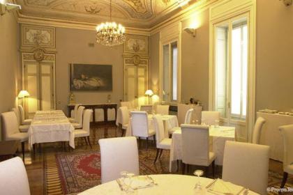 Palazzo Storico in Corso Venezia