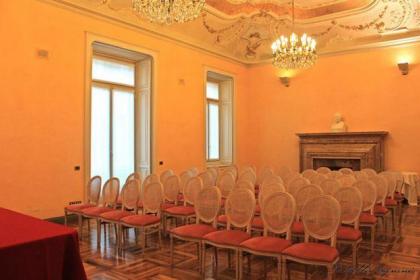 Palazzo Storico in Corso Venezia