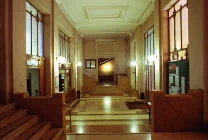 Biblioteca in Centro stile Liberty