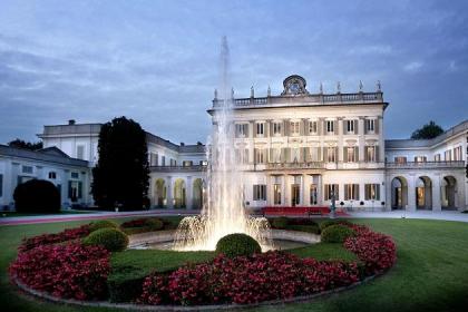 Villa immersa in parco secolare
